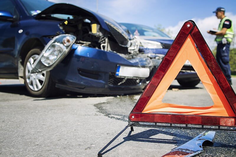 Jak správně postupovat při dopravní nehodě v zahraničí?